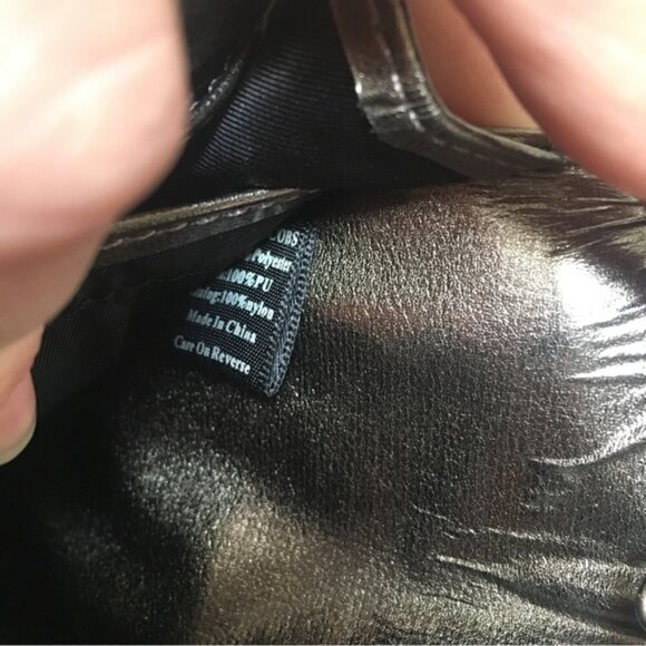 Marc Jacobs Metallic Quilted Shoulder Bag with Chain - Picture 8 of 9